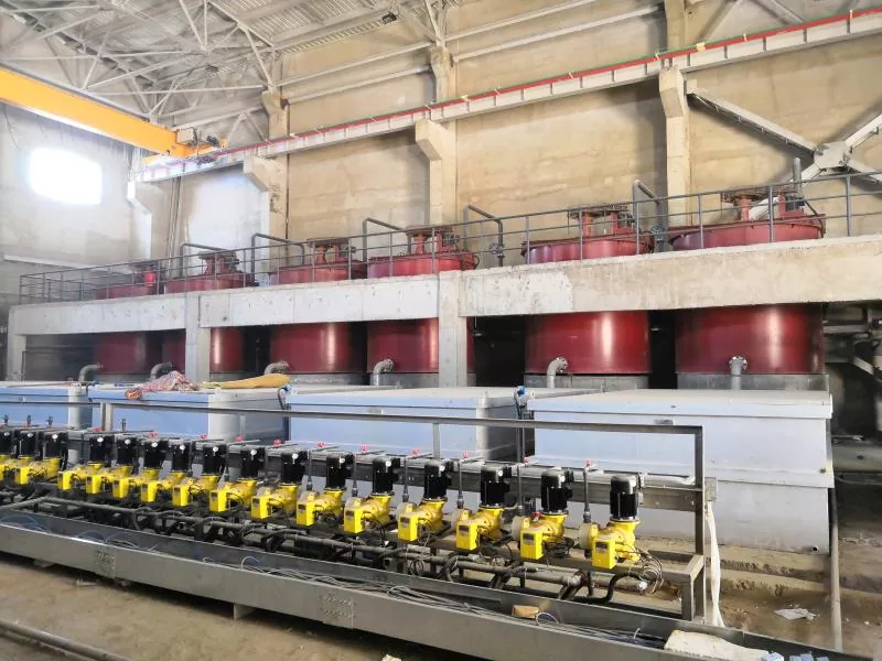 আধুনিক খনন এবং প্রক্রিয়াজাতকরণে একটি আন্দোলন ট্যাঙ্ককে কী প্রয়োজনীয় করে তোলে?